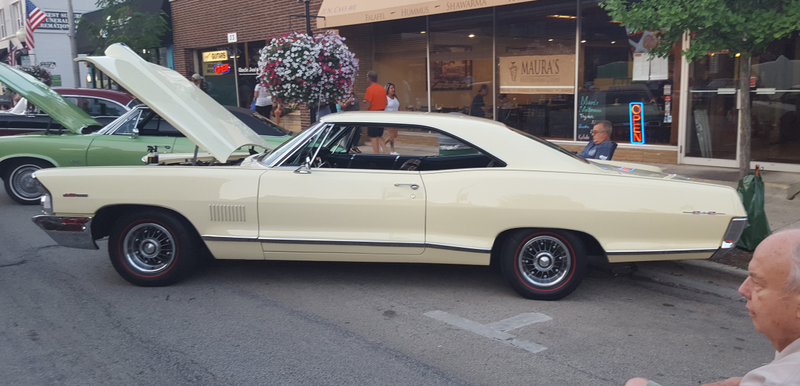 I love big Pontiacs, especially when they’re packing a 421...
